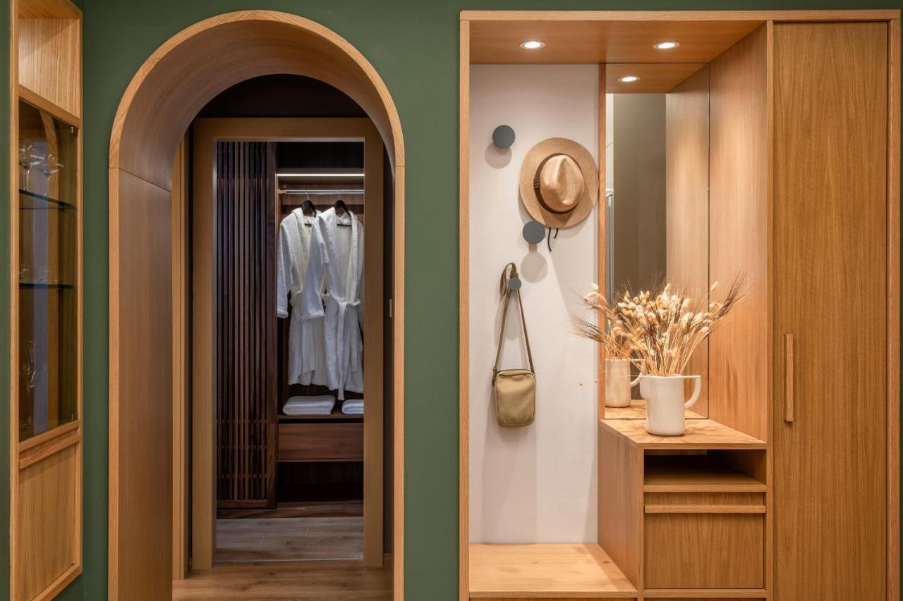 The Blossom-Premium Living Residence At Heraklion ภายนอก รูปภาพ